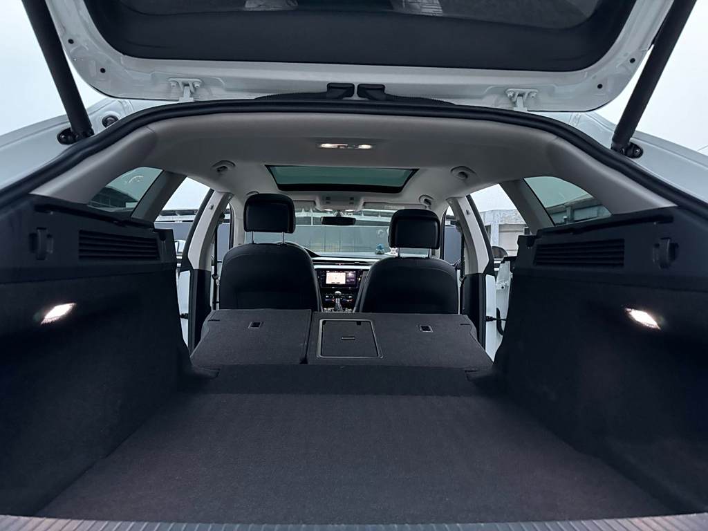 FAW-Volkswagen CC Shooting Brake 330TSI Hunting Edition (2021)