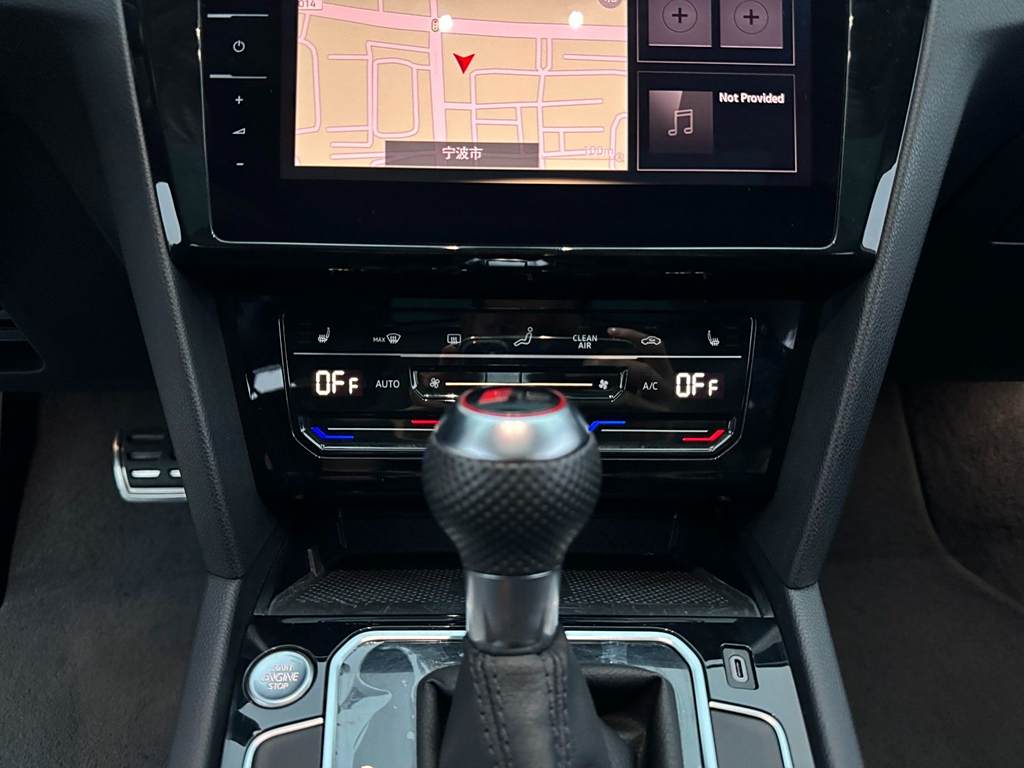 FAW-Volkswagen CC Shooting Brake 330TSI Hunting Edition (2021)