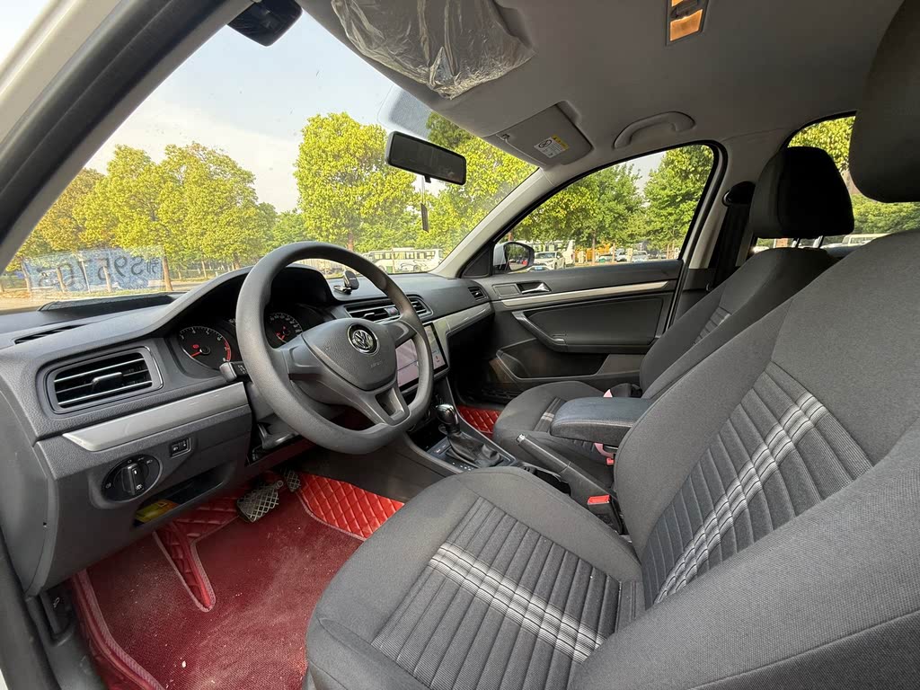 Volkswagen Lavida 2022 1.5L AT Comfort
