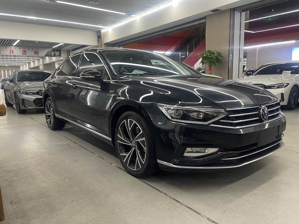 Volkswagen Magotan 2021 330TSI DSG Юбилейная версия, посвященная 30-летию