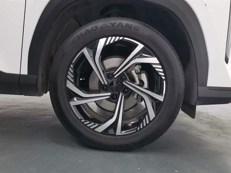 Geely Boyue COOL 1.5TD Smart Connect+ 2023