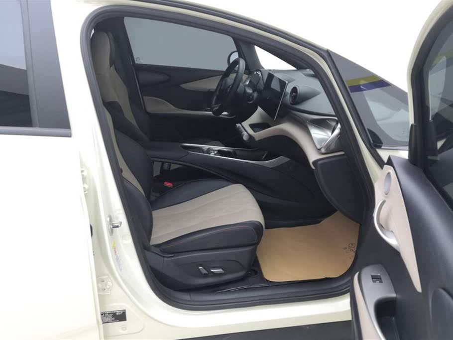 BYD Dolphin 2023 420km Fashion Edition
