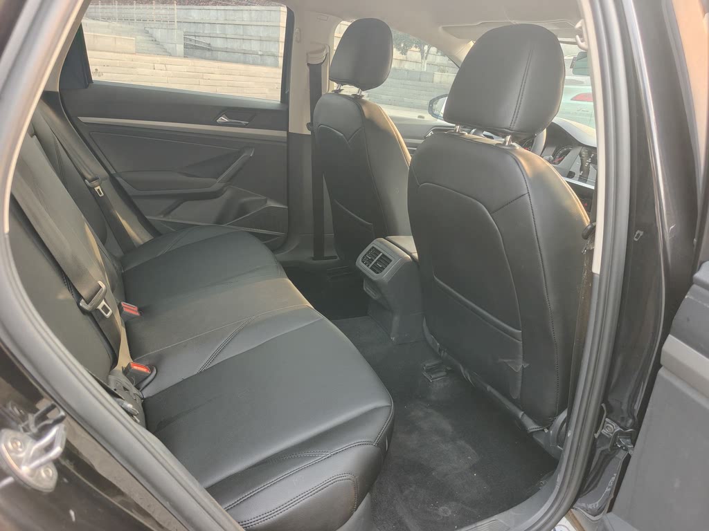 Volkswagen Lavida 2021 1.5 AT Fashion Edition