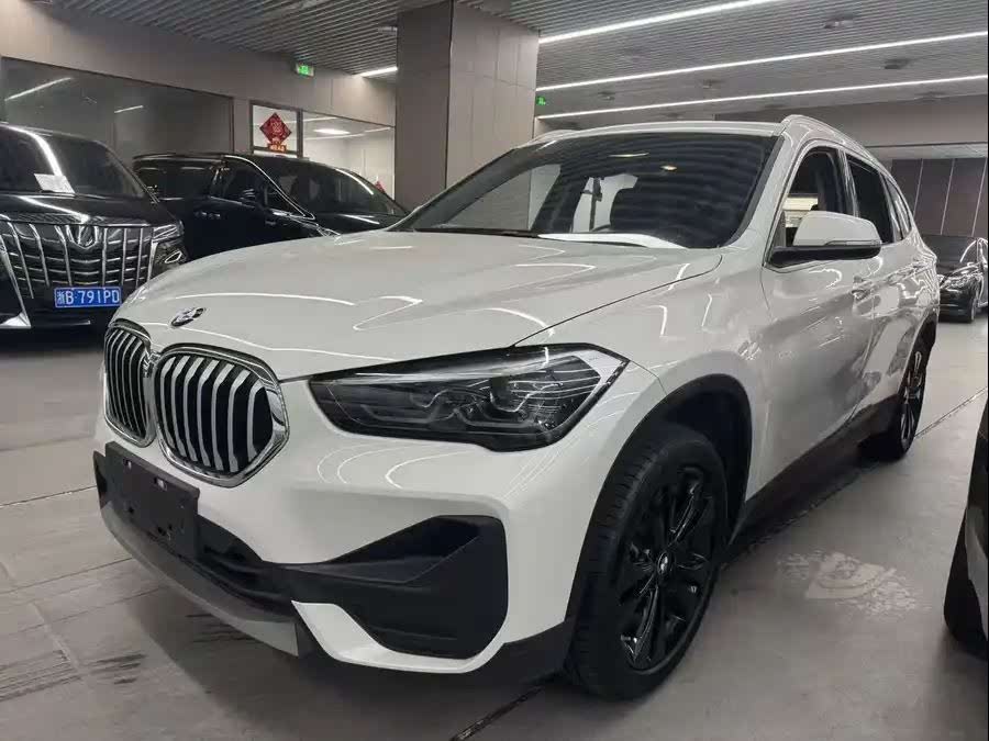 BMW X1 sDrive20Li (F48) 2020