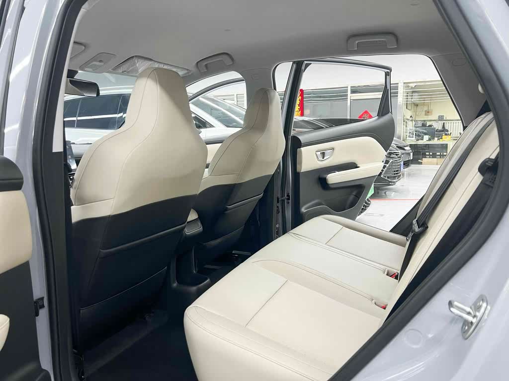 Wuling Bingo Plus 2024 401km 5-местная версия