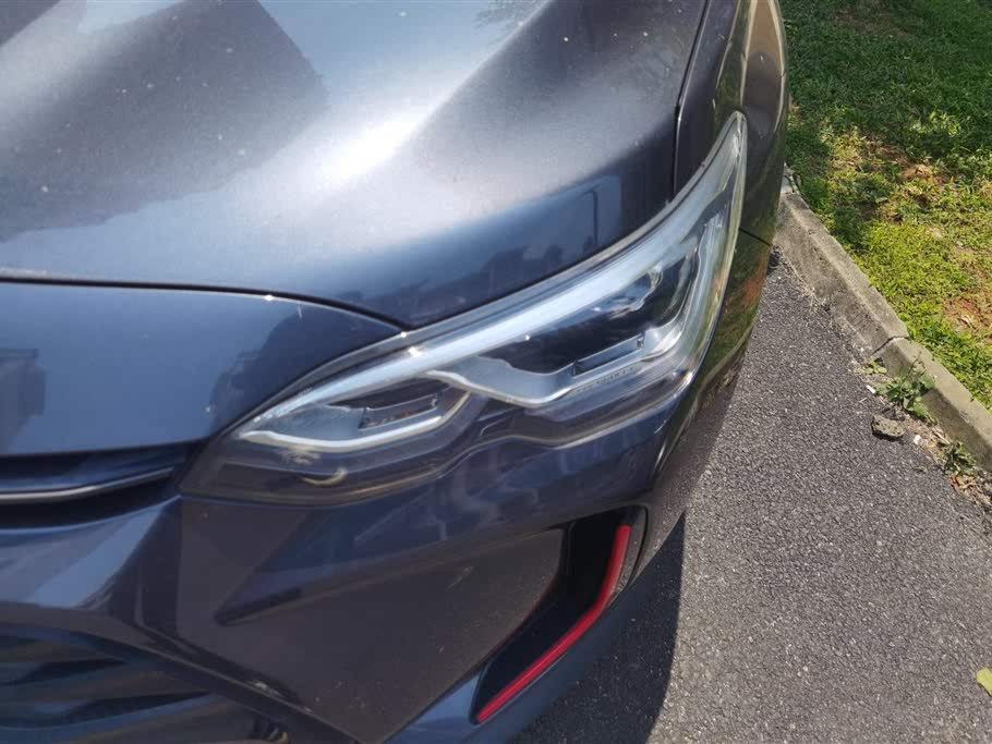 Воландo 2020 Redline 530T (5+2) с мягким гибридом, автоматическая коробка передач, комплектация Zongxiang