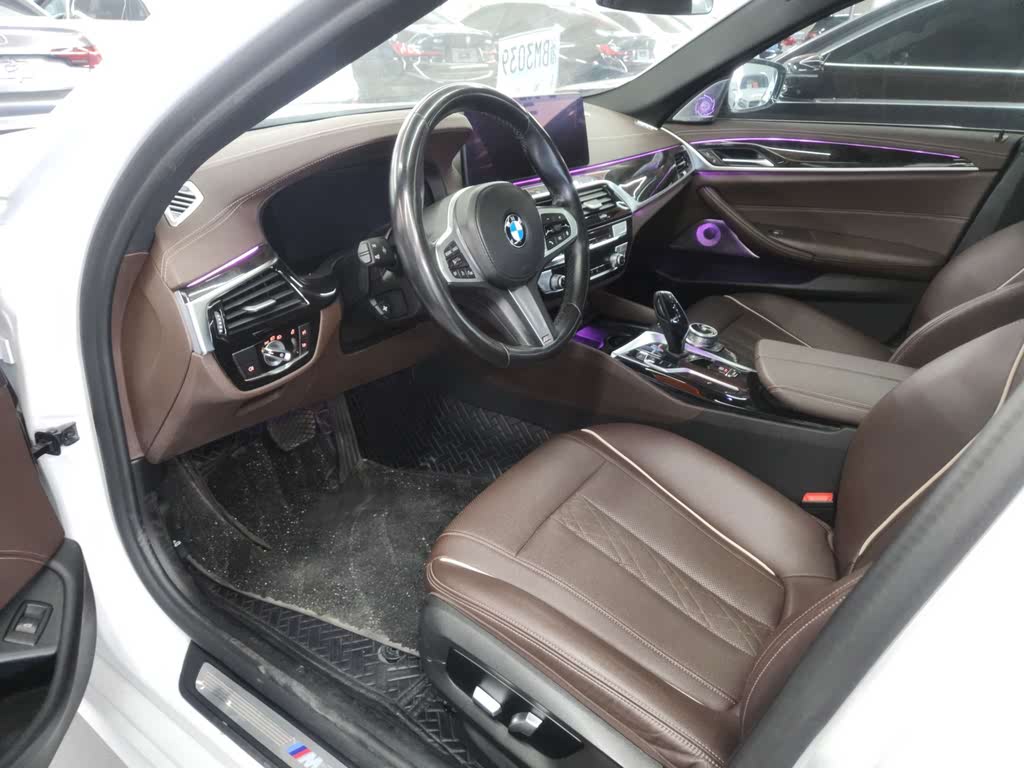 BMW 5 Series 525Li M Sport Package 2021