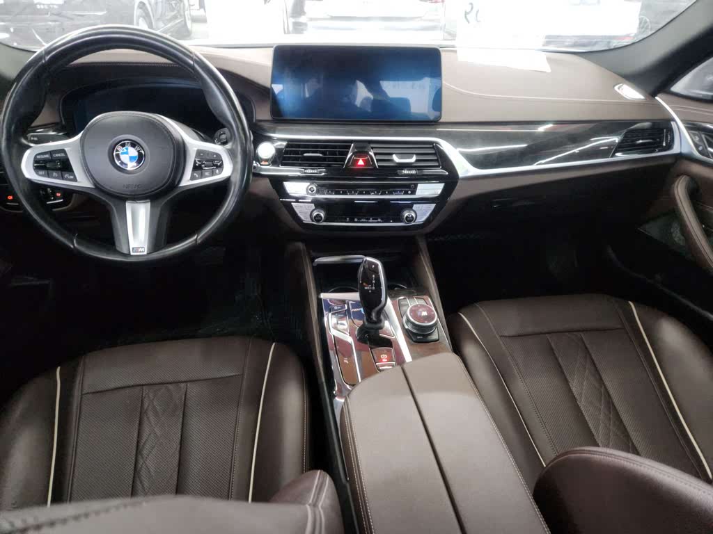 BMW 5 Series 525Li M Sport Package 2021