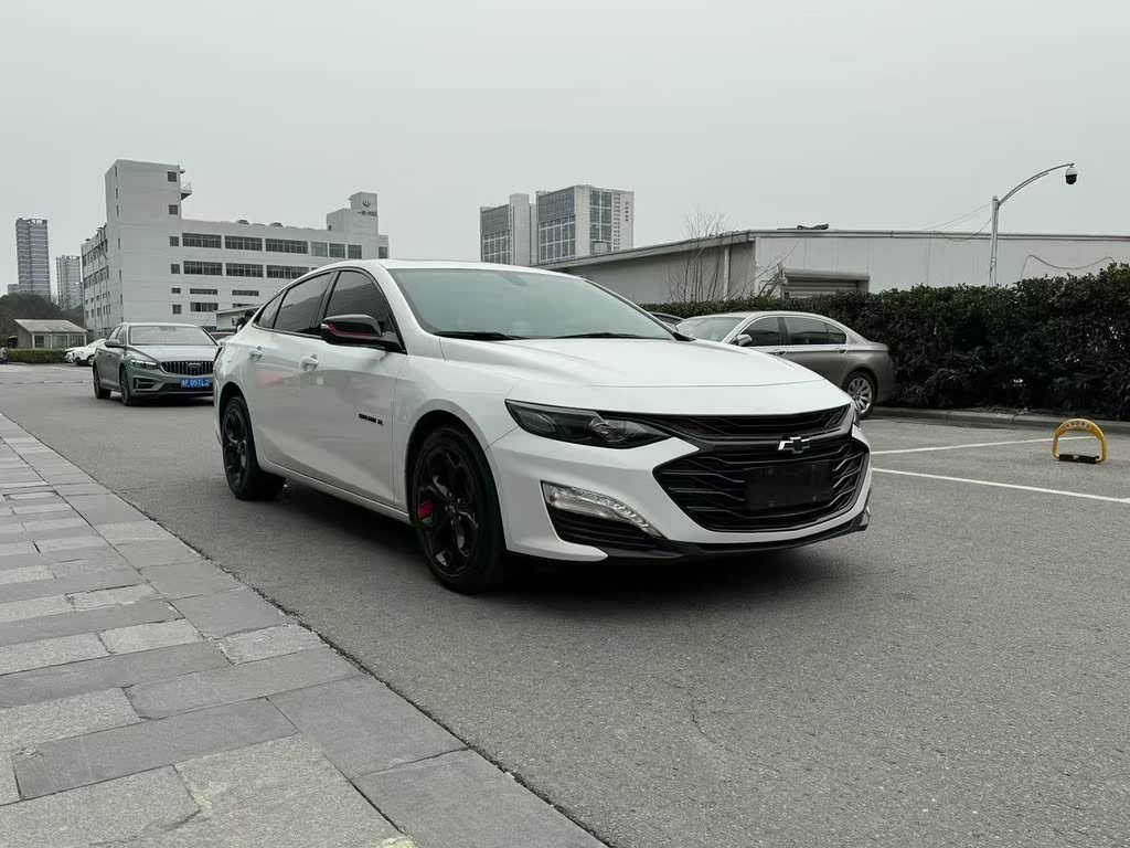 Chevrolet Malibu XL Redline 550T AT