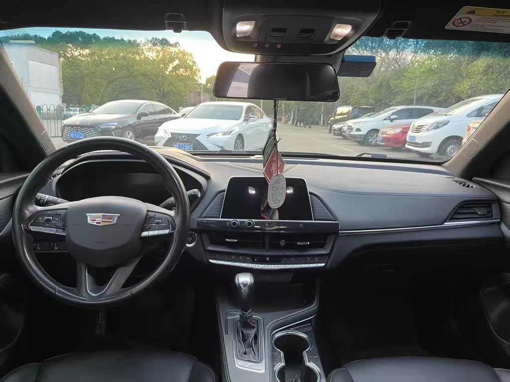 Cadillac CT4 28T Luxury 2021