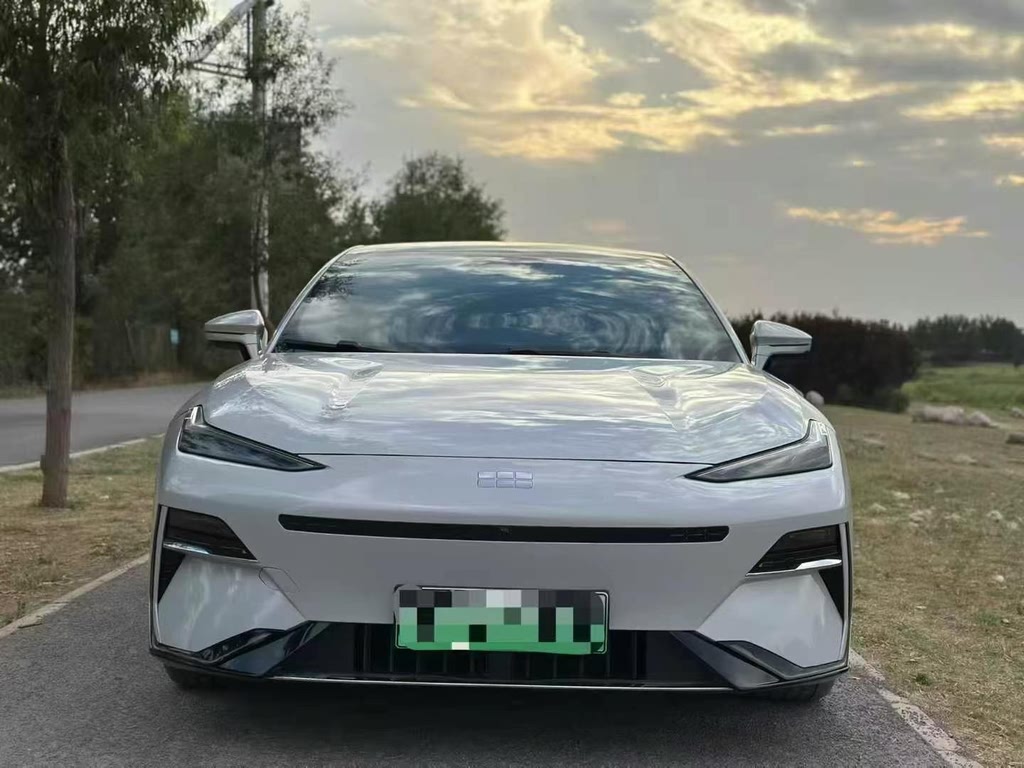 Galaxy E8 2024 665km RWD Starship Long Range Edition