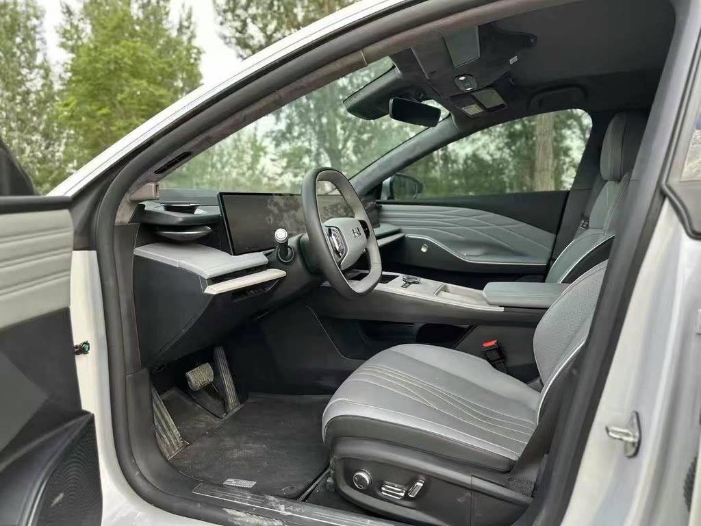 Galaxy E8 2024 665km RWD Starship Long Range Edition