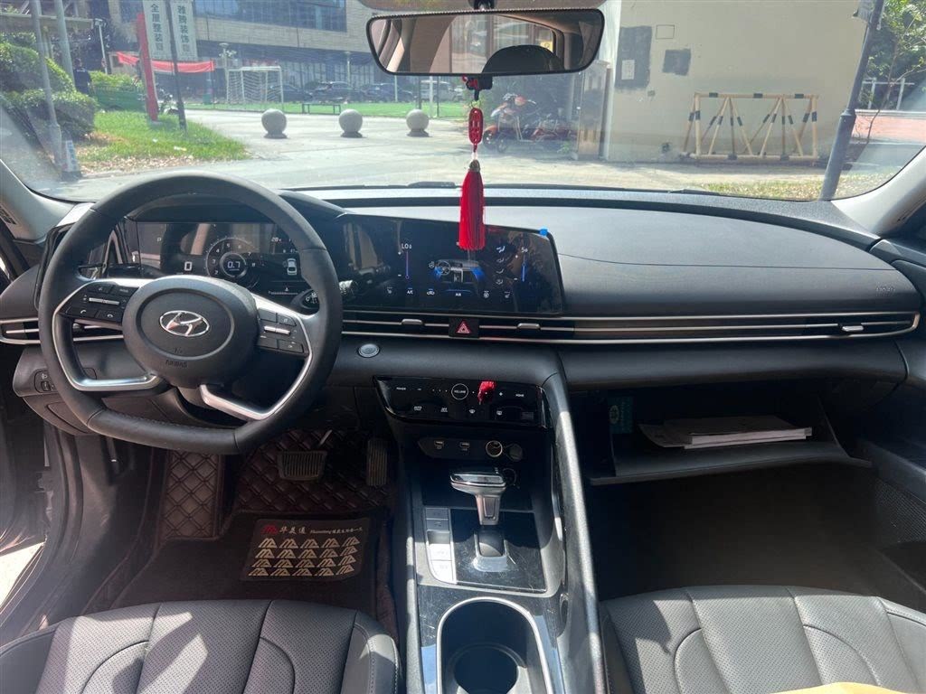 Hyundai Elantra 2022 1.5 CVT GLS Leading