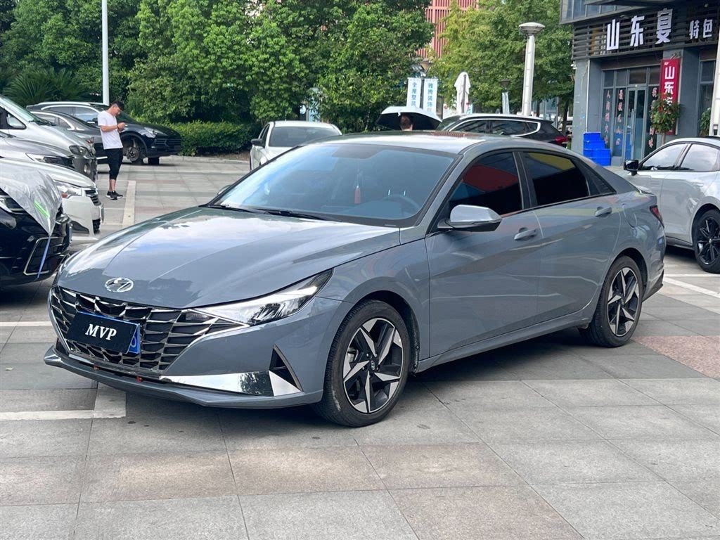 Hyundai Elantra 2022 1.5 CVT GLS Leading