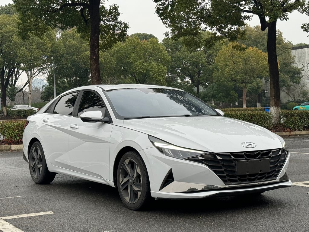 Hyundai Elantra 1.5 CVT GLS 2021