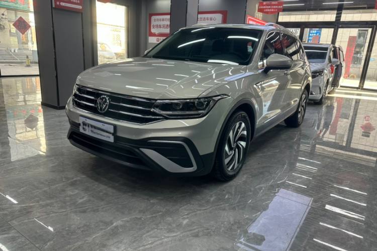 Volkswagen Tiguan L 2022