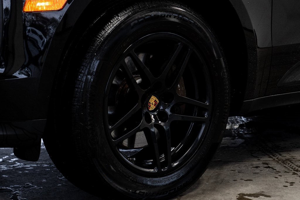 Porsche Macan Black edit 2020