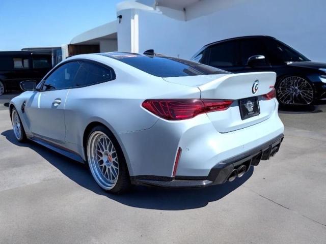 BMW M4 CSL 2023