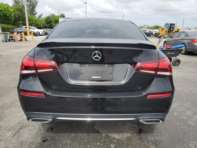 MERCEDES-BENZ A 220 2021