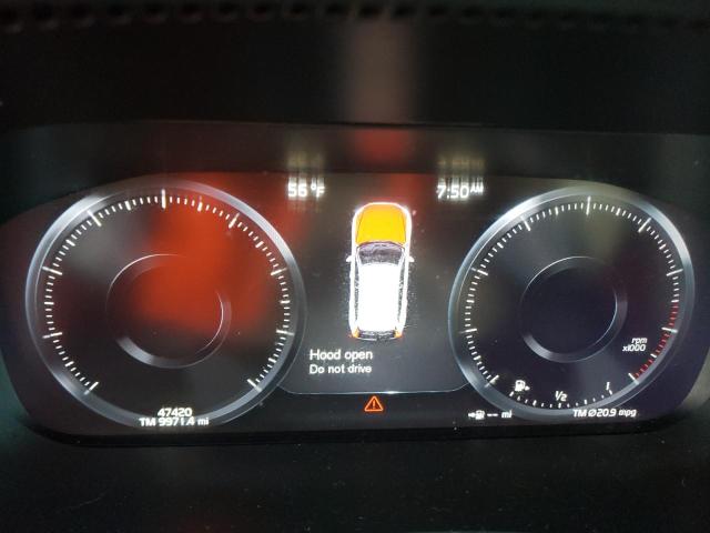 VOLVO XC60 T6 MOMENTUM 2021