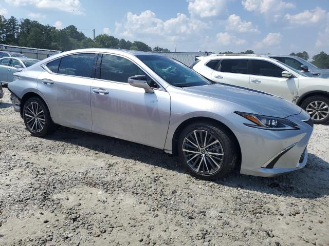LEXUS ES 300H BASE 2024