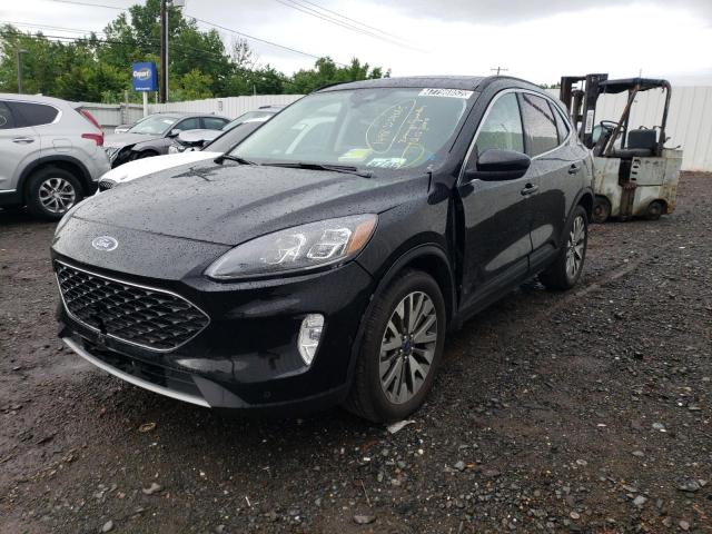 FORD ESCAPE TITANIUM 2021