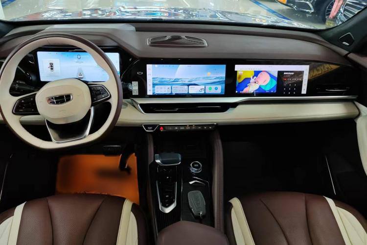 Geely Monjaro 2021