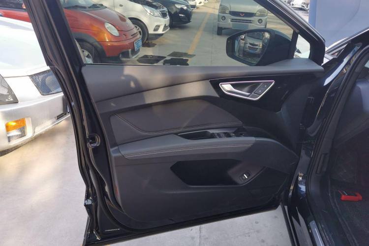 AUDI Q4 E-TRON 2023