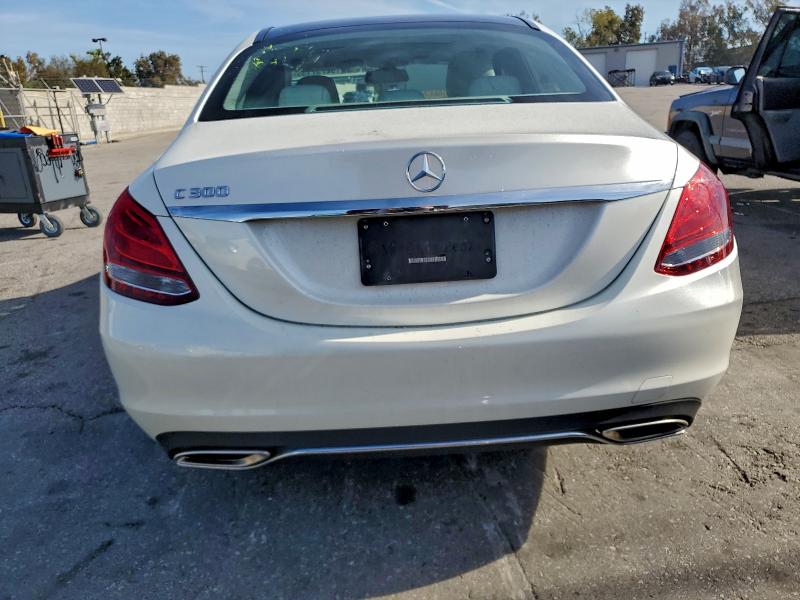 MERCEDES-BENZ C 300 2017