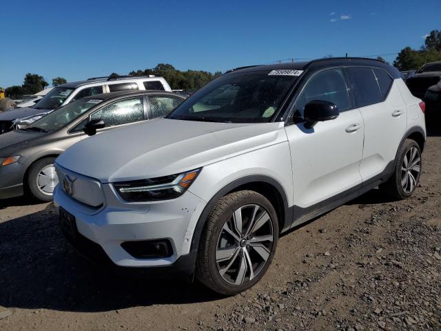 VOLVO XC40 P8 RECHARGE PLUS 2022