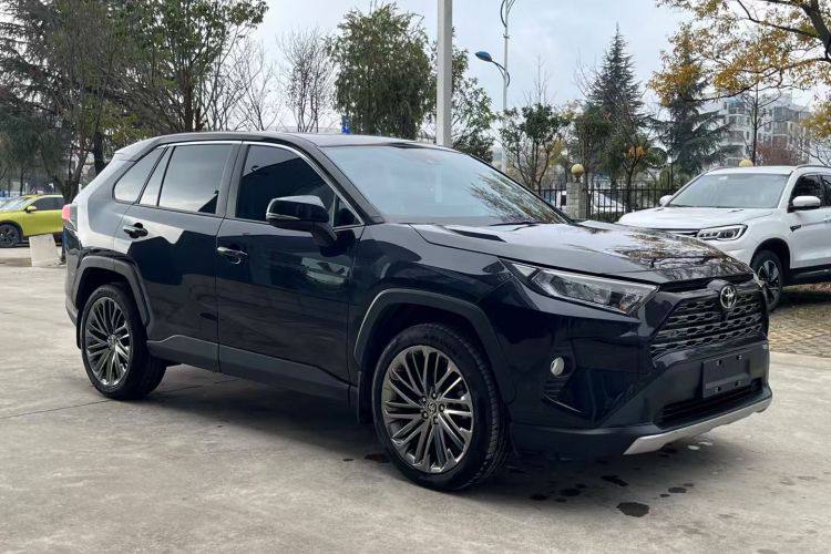 Toyota RAV4 2021