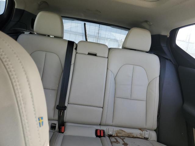 VOLVO XC40 ULTIMATE 2024