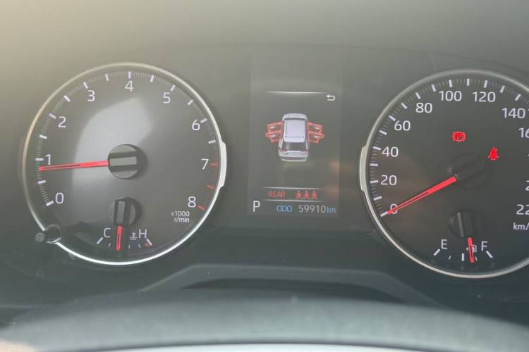 TOYOTA RAV4 2021