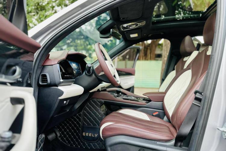 Geely Monjaro 2021