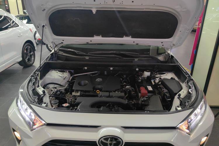 TOYOTA RAV4 2020