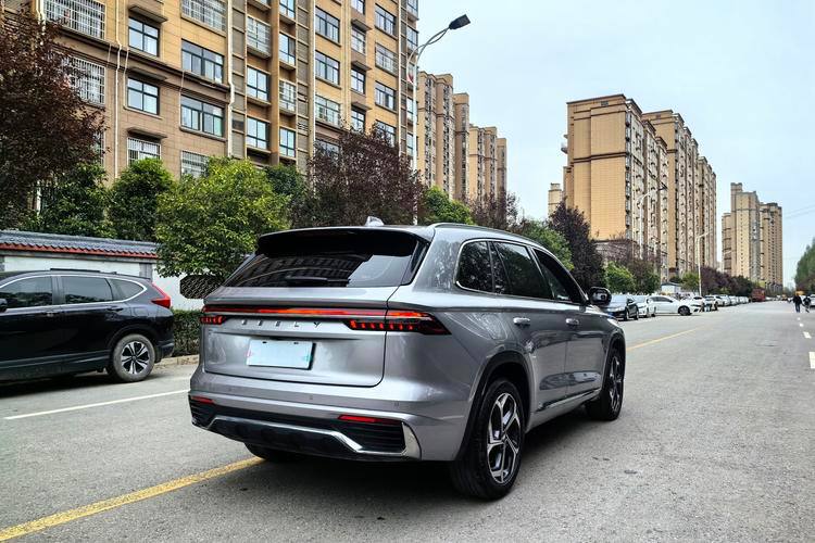Geely Monjaro 2021