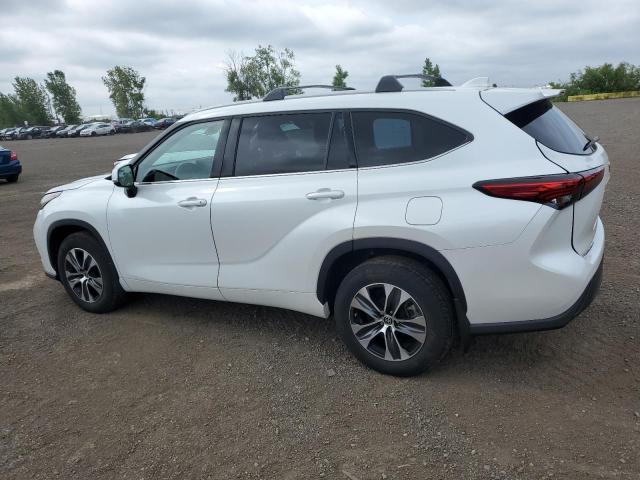 TOYOTA HIGHLANDER XLE 2022