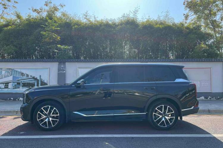 GAC Trumpchi GS8 2022