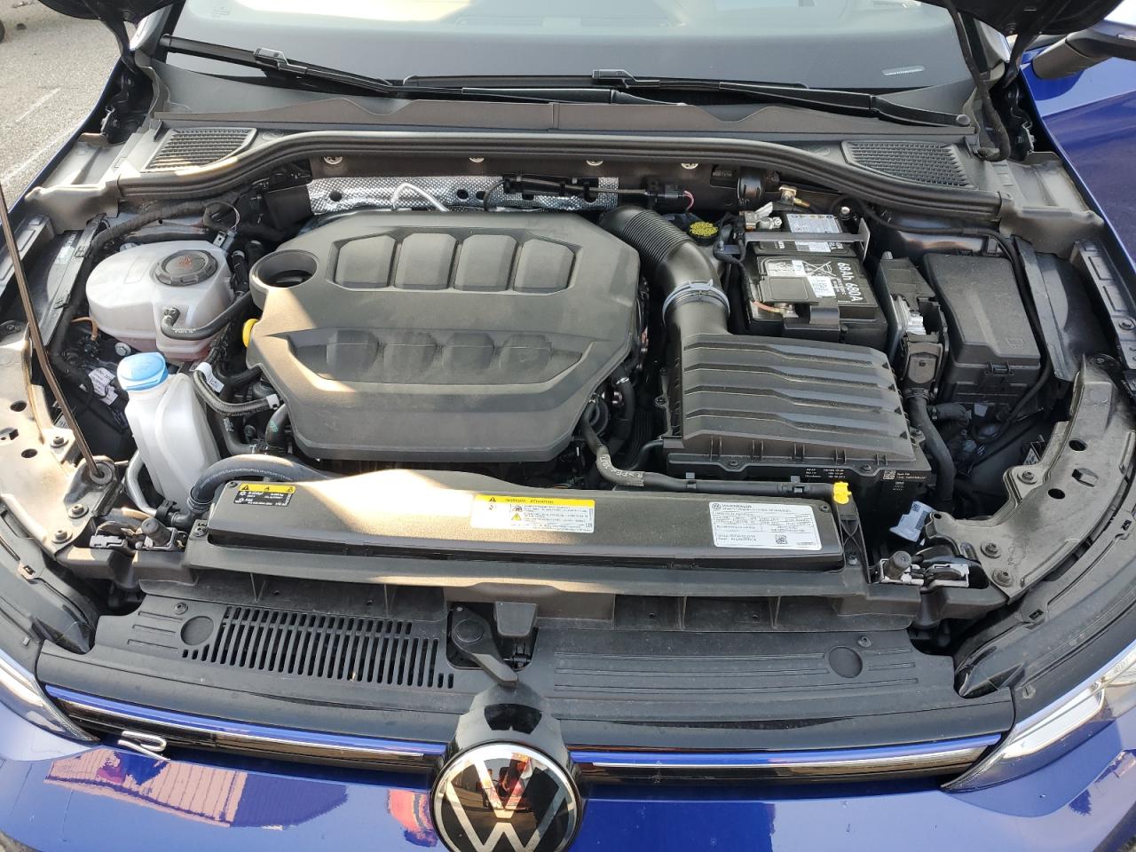 VOLKSWAGEN GOLF R 2024