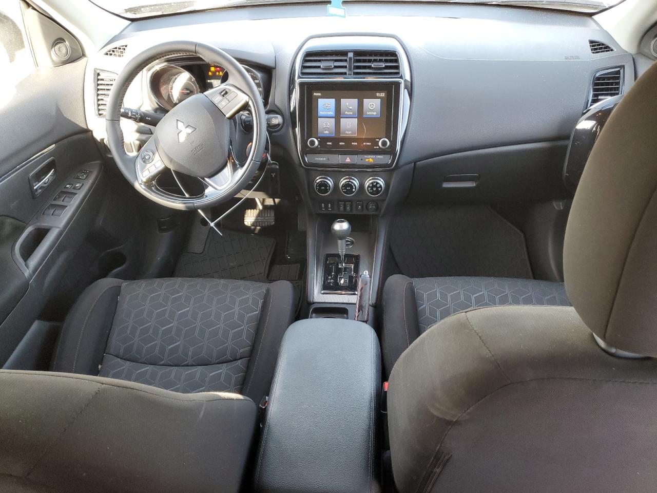 MITSUBISHI OUTLANDER SPORT ES 2021