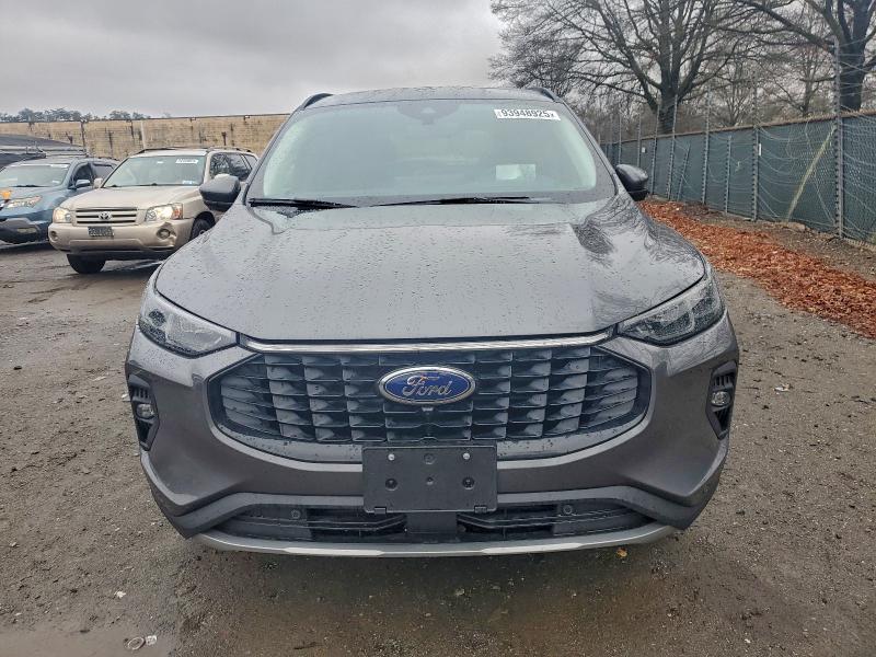 FORD ESCAPE PLATINUM 2025