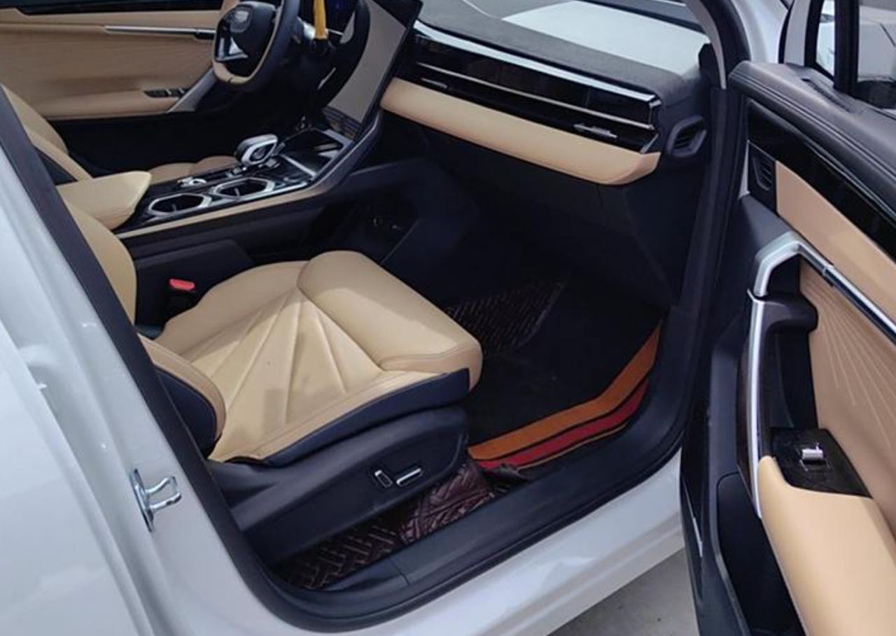 GEELY BOYUE L 2023