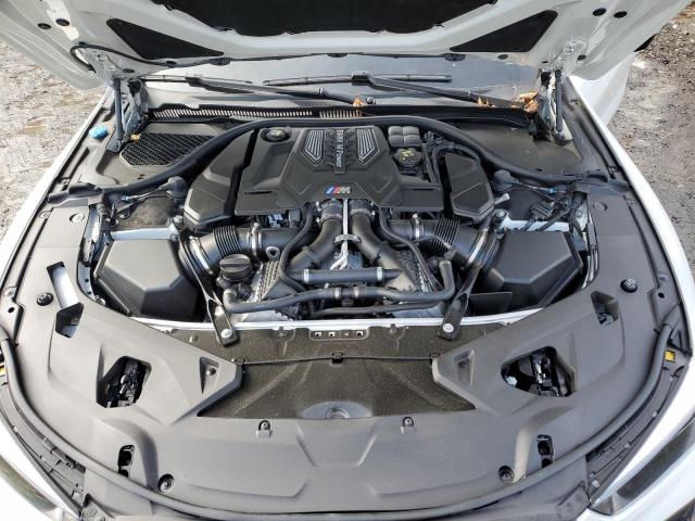 BMW M8 2022