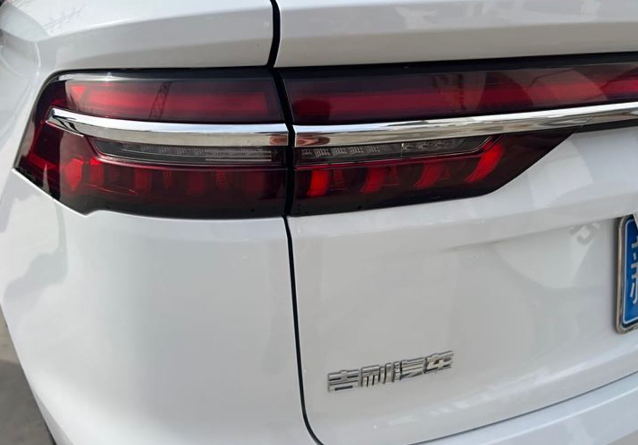 Geely Monjaro 2021