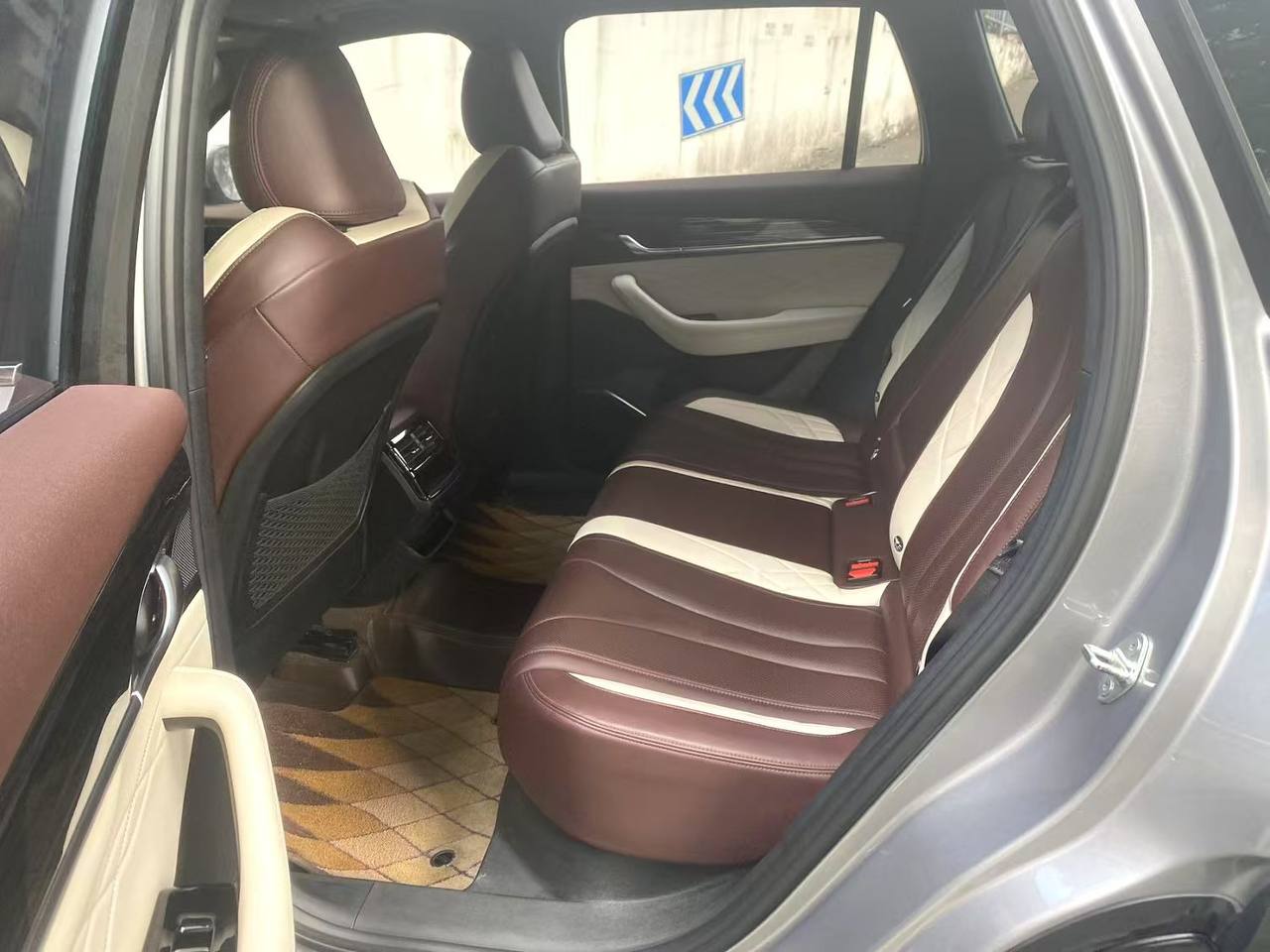 Geely Monjaro 2021