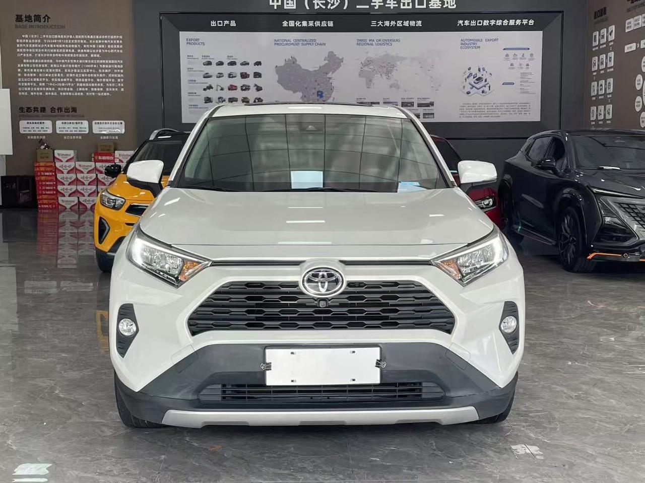 TOYOTA RAV4 Fashion Edition plus 2021