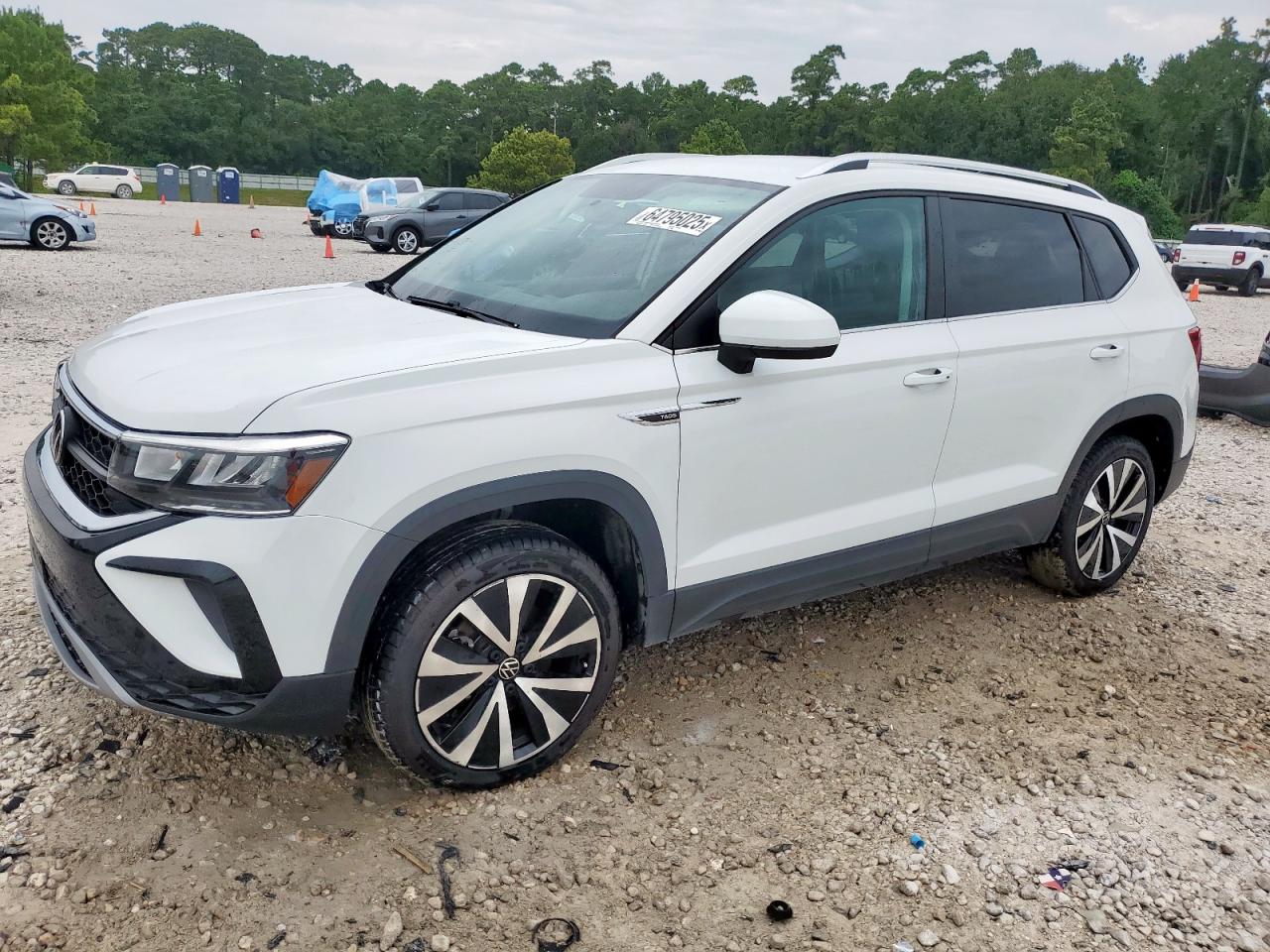 VOLKSWAGEN TAOS SE 2022