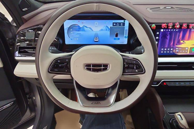 Geely Monjaro 2021