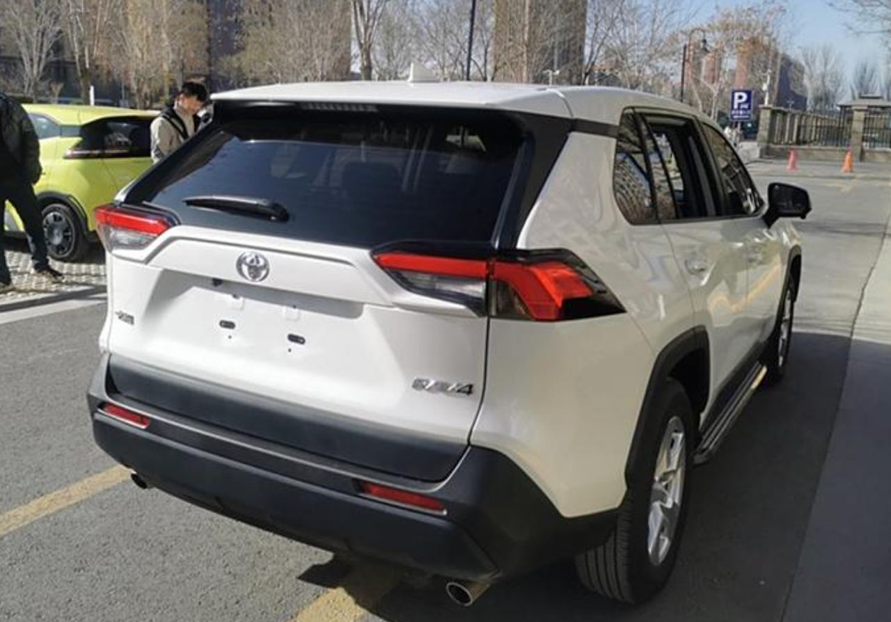 TOYOTA RAV4 RONGFANG 2020