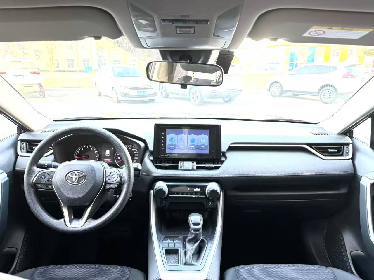 TOYOTA RAV4 2021